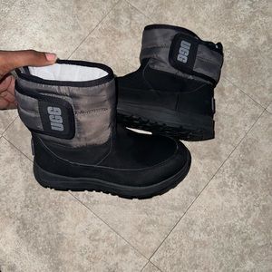 Ugg boots-worn twice. Practically brand new size 13